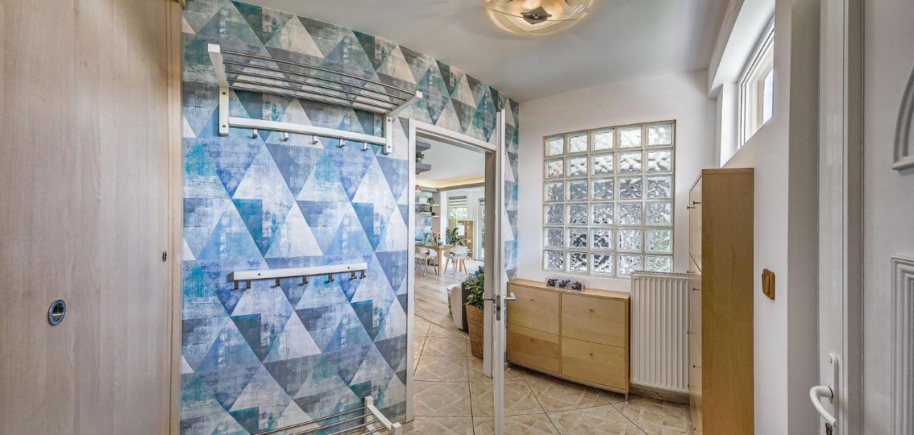 Riverside Apartman**** מישקולץ מראה חיצוני תמונה