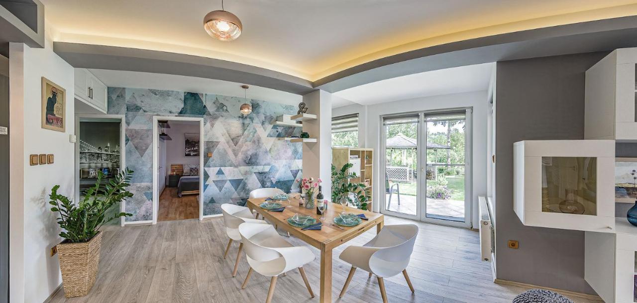 Riverside Apartman**** מישקולץ מראה חיצוני תמונה