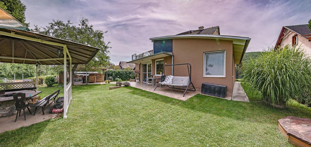 Riverside Apartman**** מישקולץ מראה חיצוני תמונה