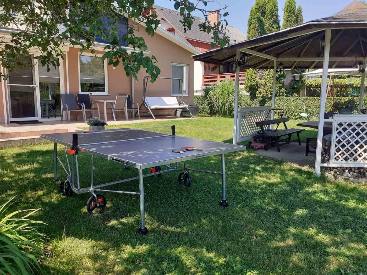 Riverside Apartman**** מישקולץ מראה חיצוני תמונה